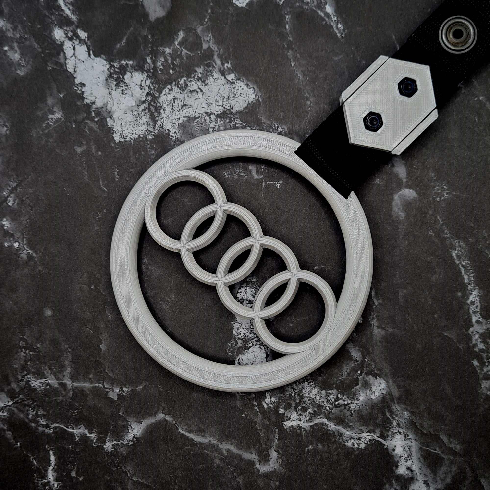 Audi Style Tsurikawa!